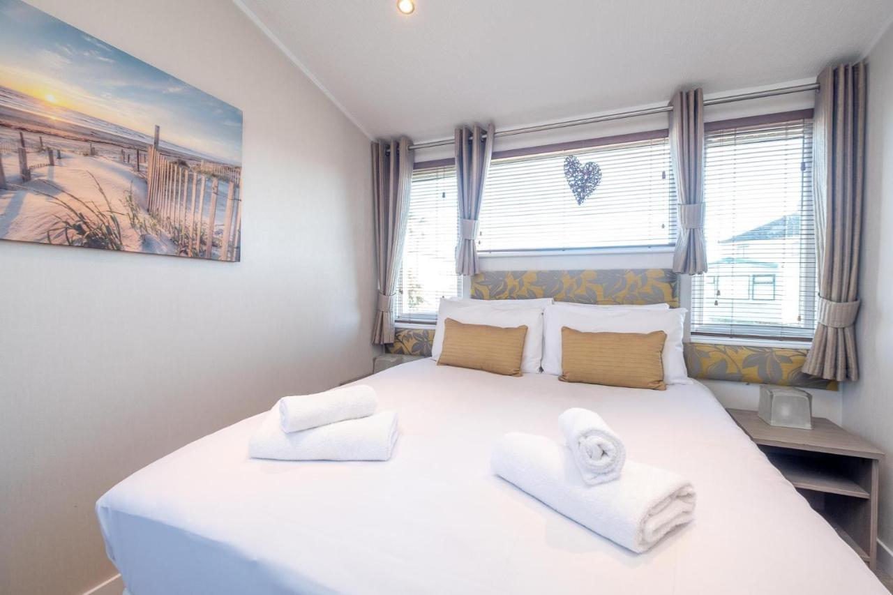 Chelsea Lodge - Aldeburgh Coastal Cottages Sizewell Экстерьер фото