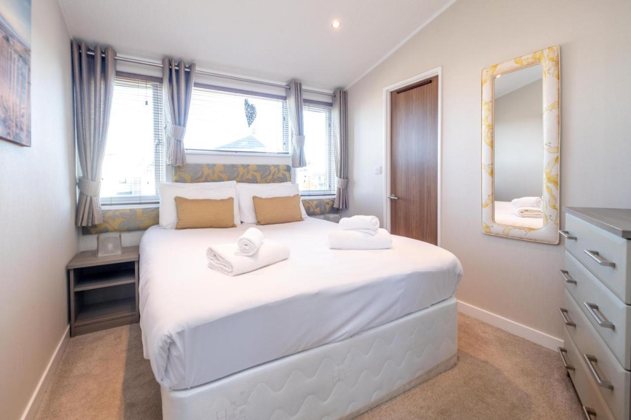 Chelsea Lodge - Aldeburgh Coastal Cottages Sizewell Экстерьер фото